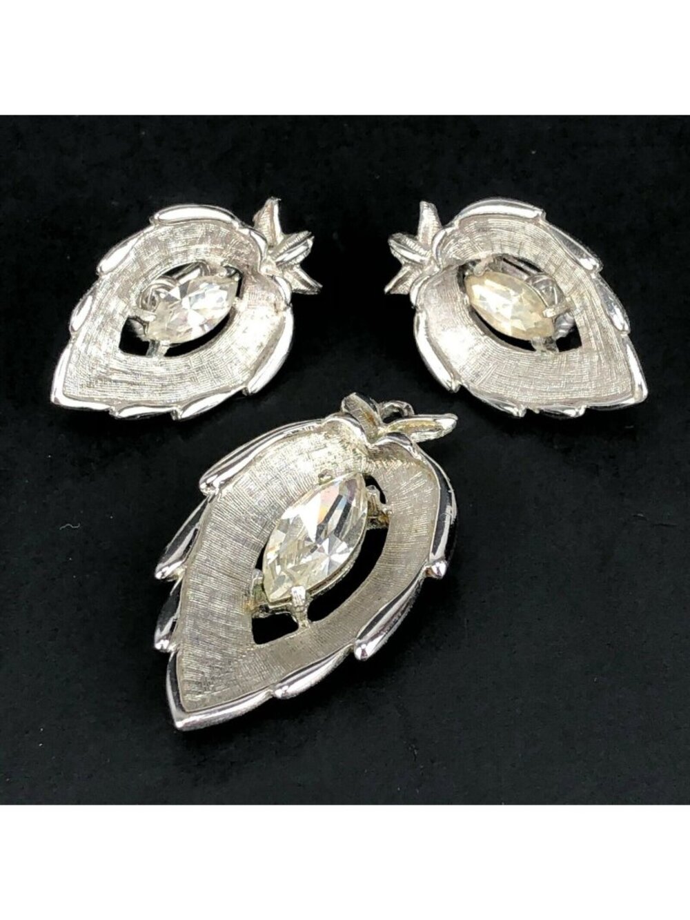 Sarah Coventry Leaf Silver-tone Pendant & Clip-on Earrings Set Rhinestone